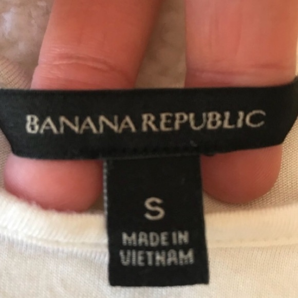 Banana Republic White Sleeveless Blouse - Picture 3 of 7